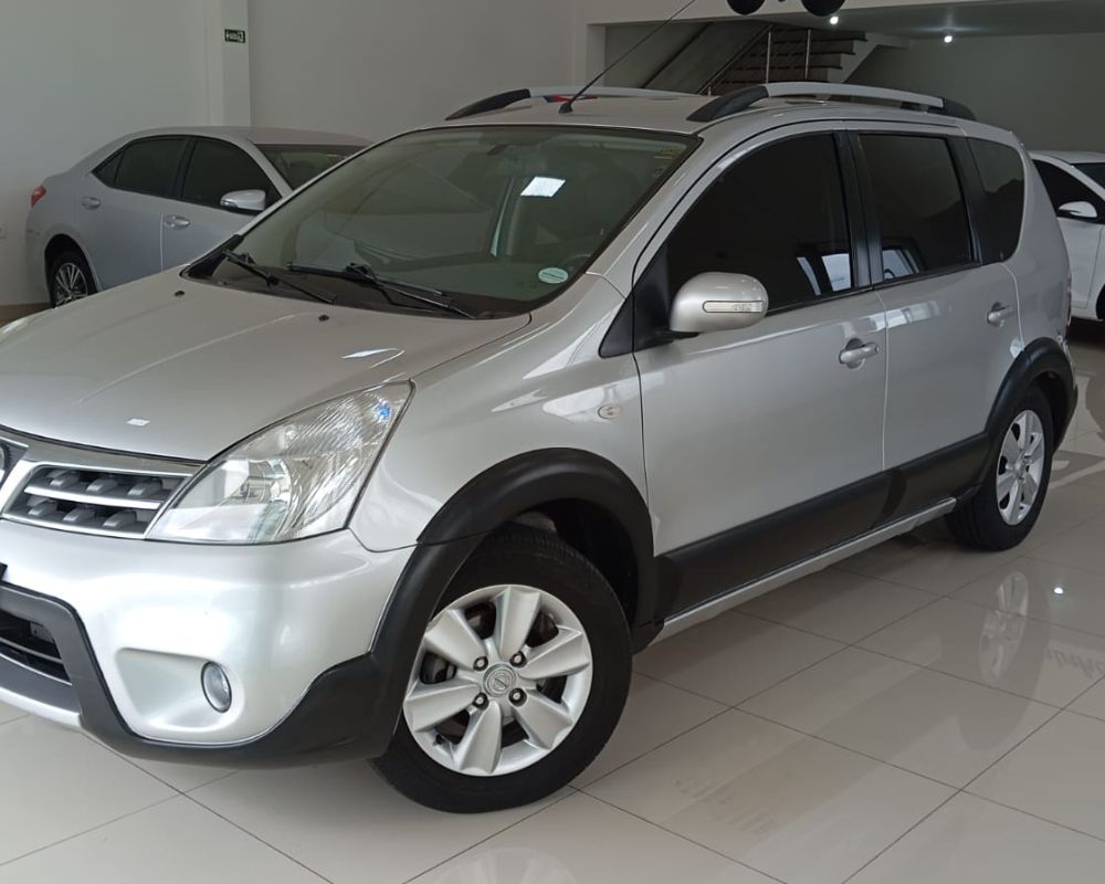 Nissan Livina Sl Xgear 2014