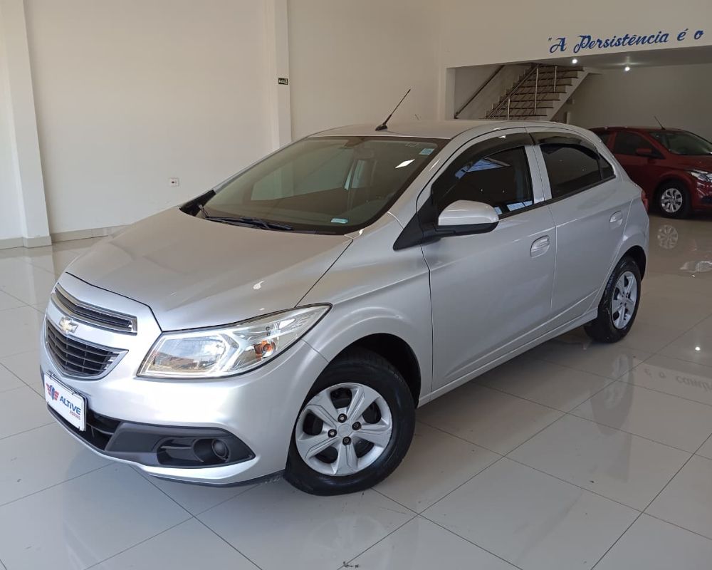 Gm Onix Lt 2014