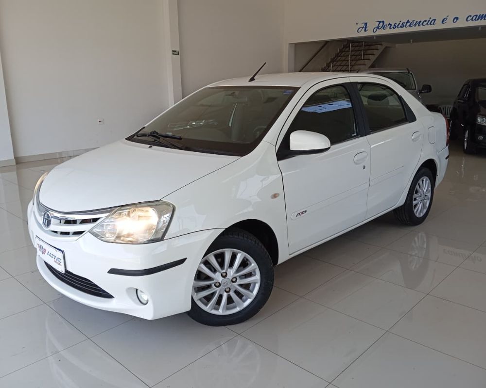 Toyota Etios Xls Sedan 1.5 mecânico