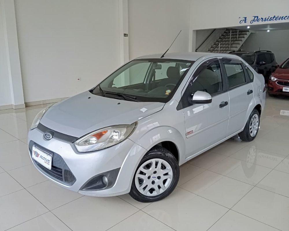 Ford Fiesta sedan 1.6 2011