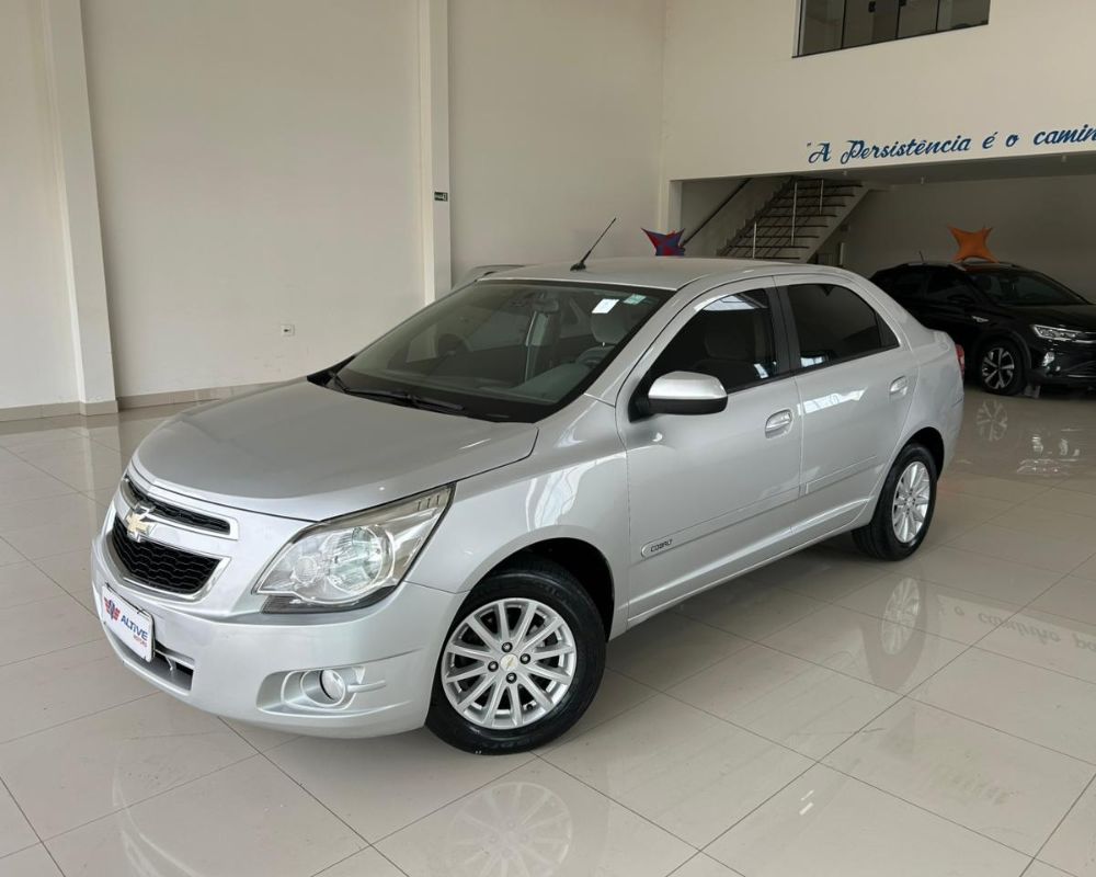Cobalt Ltz ótima procedência novíssimo